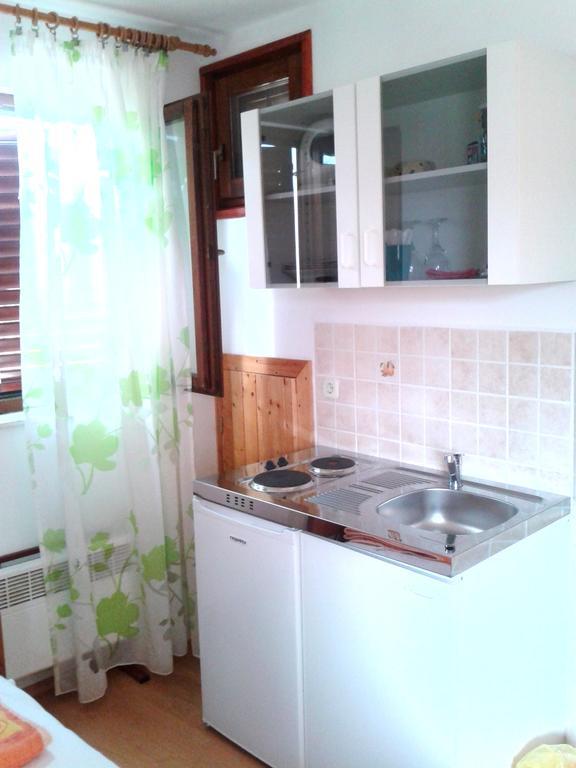 Dobra Apartments Trogir Kamer foto