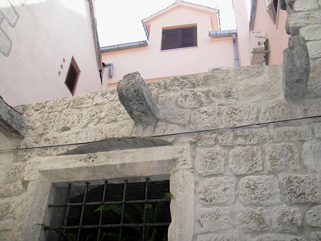 Dobra Apartments Trogir Buitenkant foto